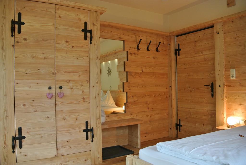 Pension Und Apartment Edelweiss Heiligenblut Rom bilde